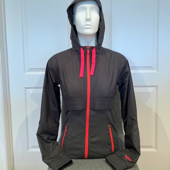 The North Face Ladies Hoodie - Picture 1 of 4